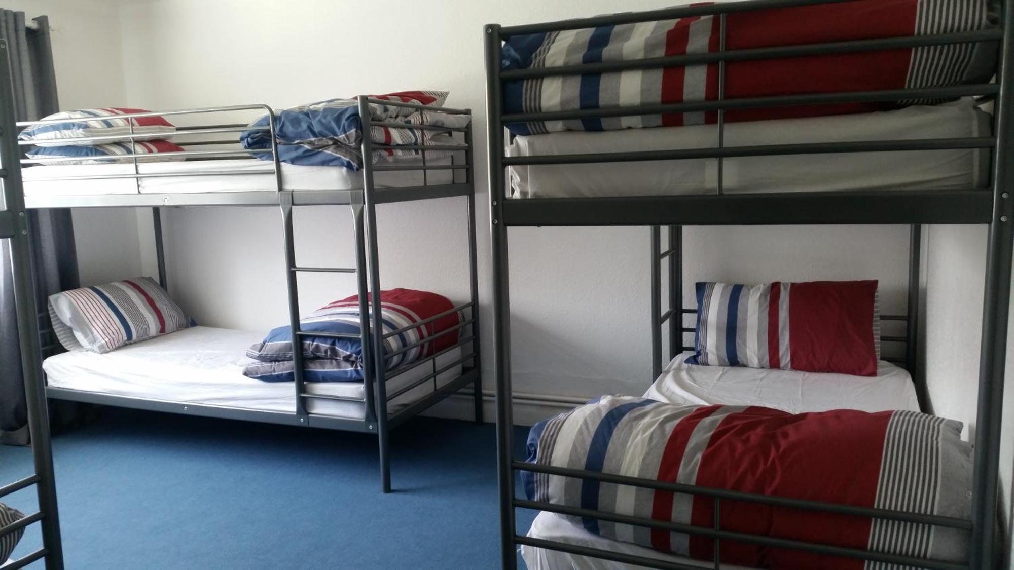 The Queens Hostel Лондон Номер фото